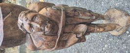 Sculpture en bois artisanale homme