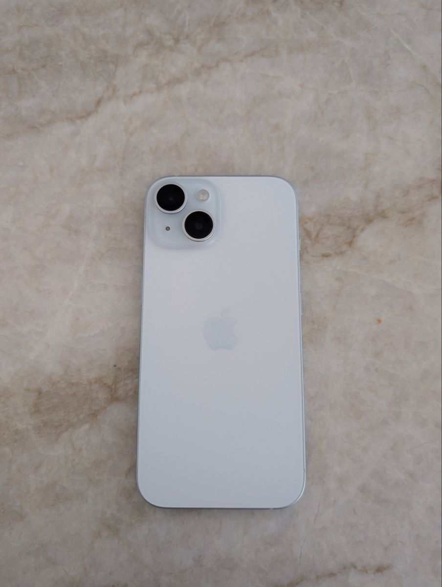 Apple Portables: Apple iPhone 15 258GB – D'occasion à Neuhausen par wait.for.it 1