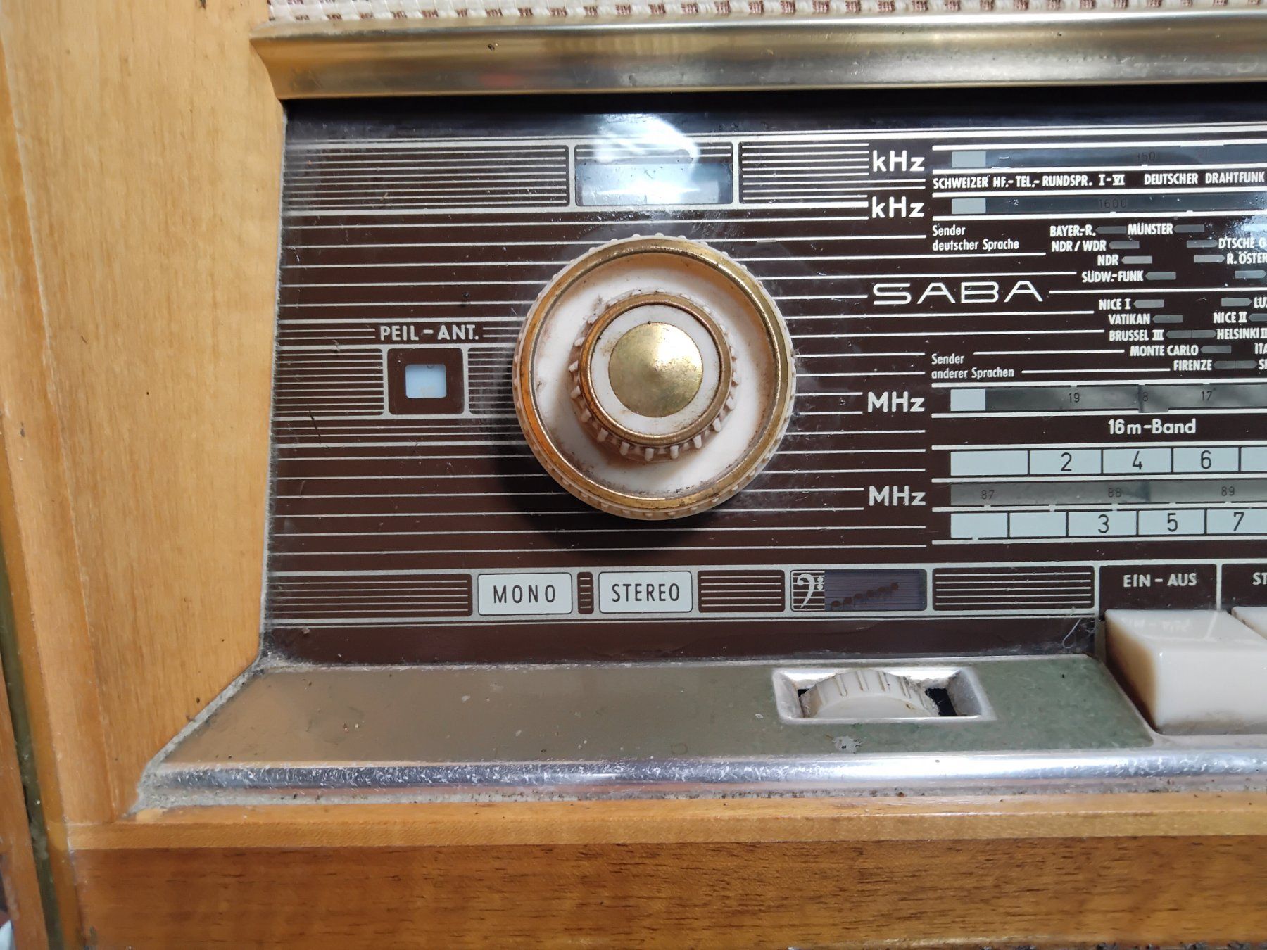 Saba Radio: Saba Freudenstadt Stereo – Difettoso da Nuglar venduto da lampa-radio 1