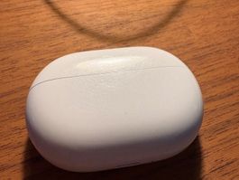 Huawei FreeBuds Pro Ladecase mit Kopfhörer weiss Gebraucht