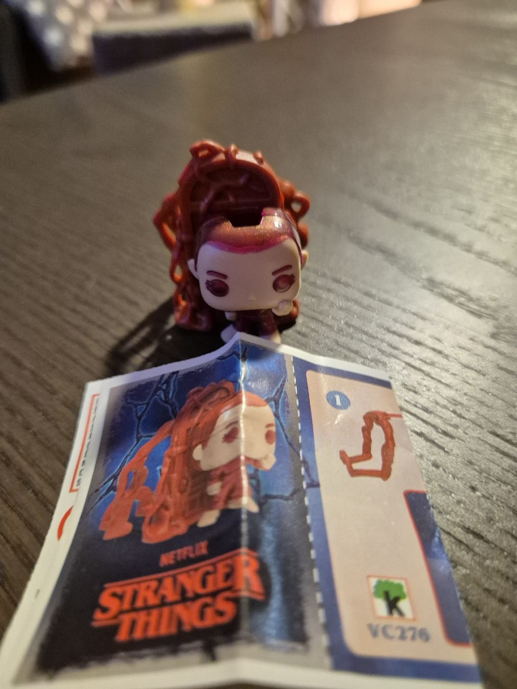 Statuette: Überraschungsei Kinder Joy Stranger Things Edition – Nuovo (secondo la descrizione) da Riehen venduto da Vaniisha13