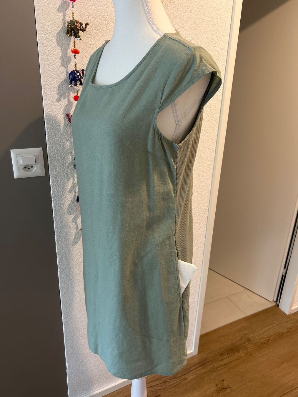 Vestiti: Leichtes Sommerkleid oliv – Usato da Brunnen venduto da Nala2929 5