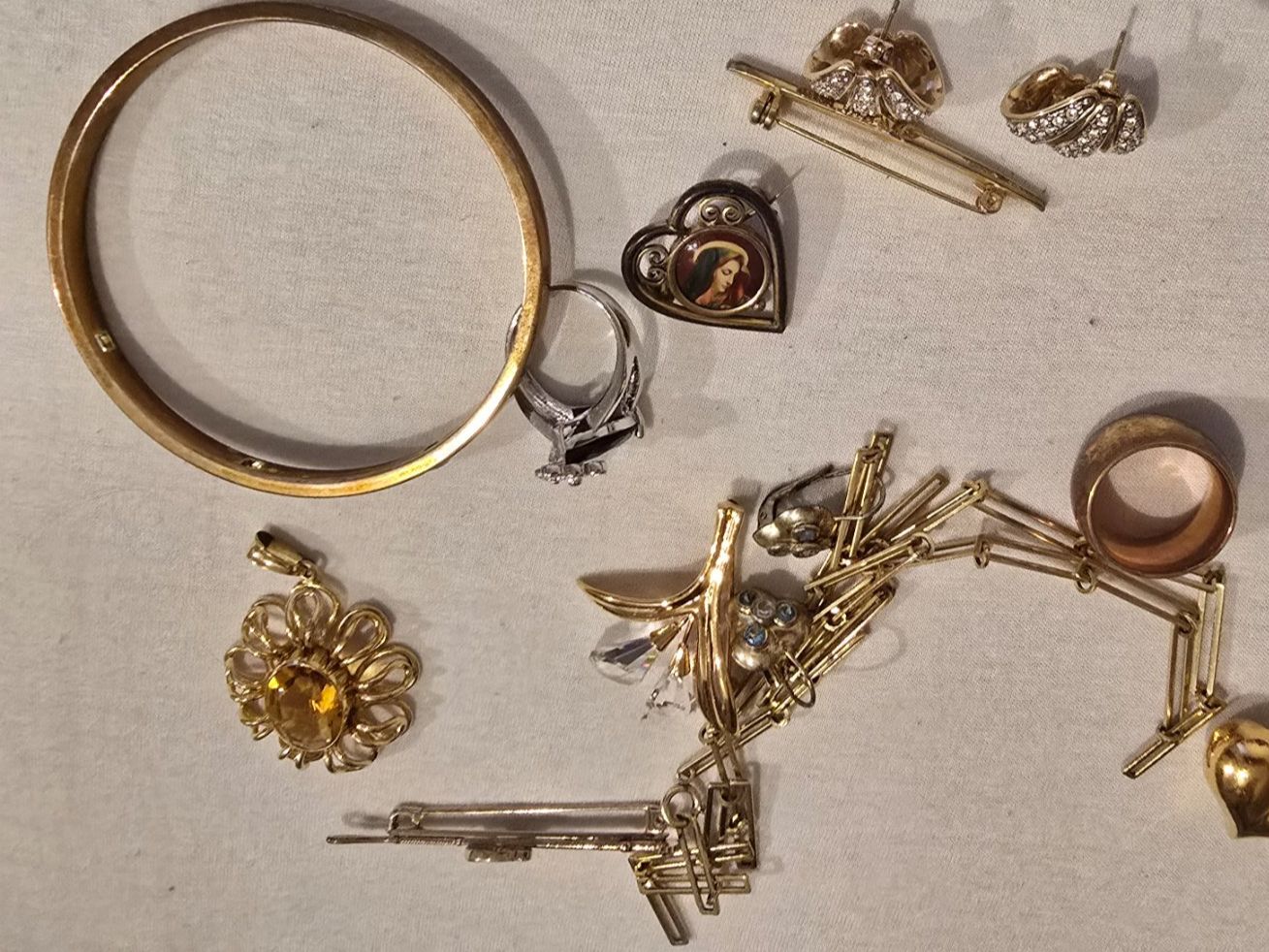 Altri gioielli: Schmuck aus Messing,Vergoldet – Usato da Sargans venduto da Kiness 1