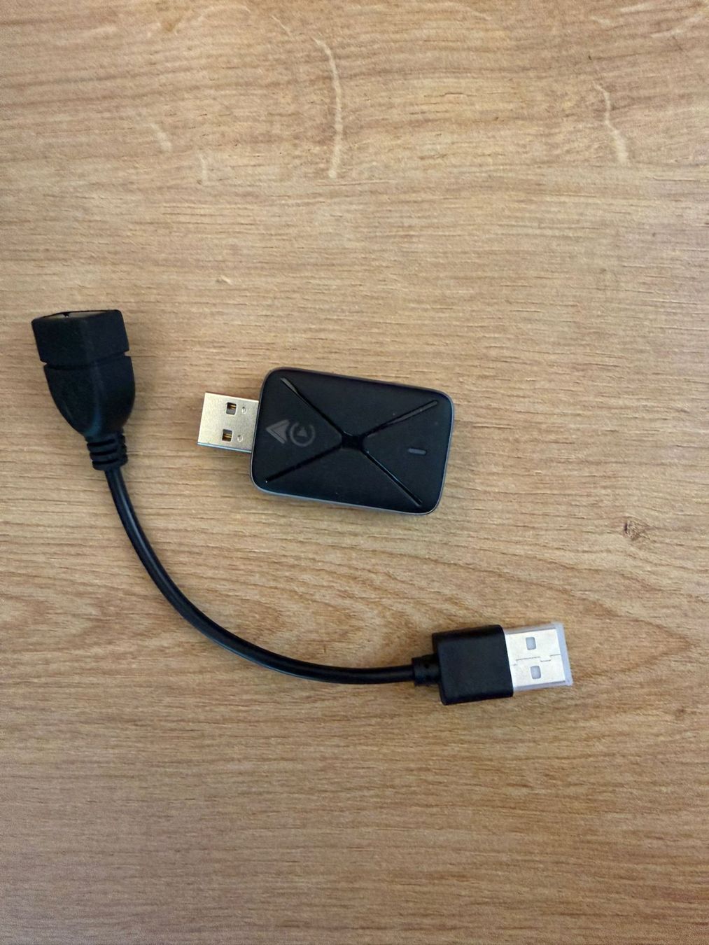 Laufwerke & Adapter: PowerGuard 2-in-1 Wireless Adapter | Apple CarPlay & Android – Gebraucht aus Landquart von pilman