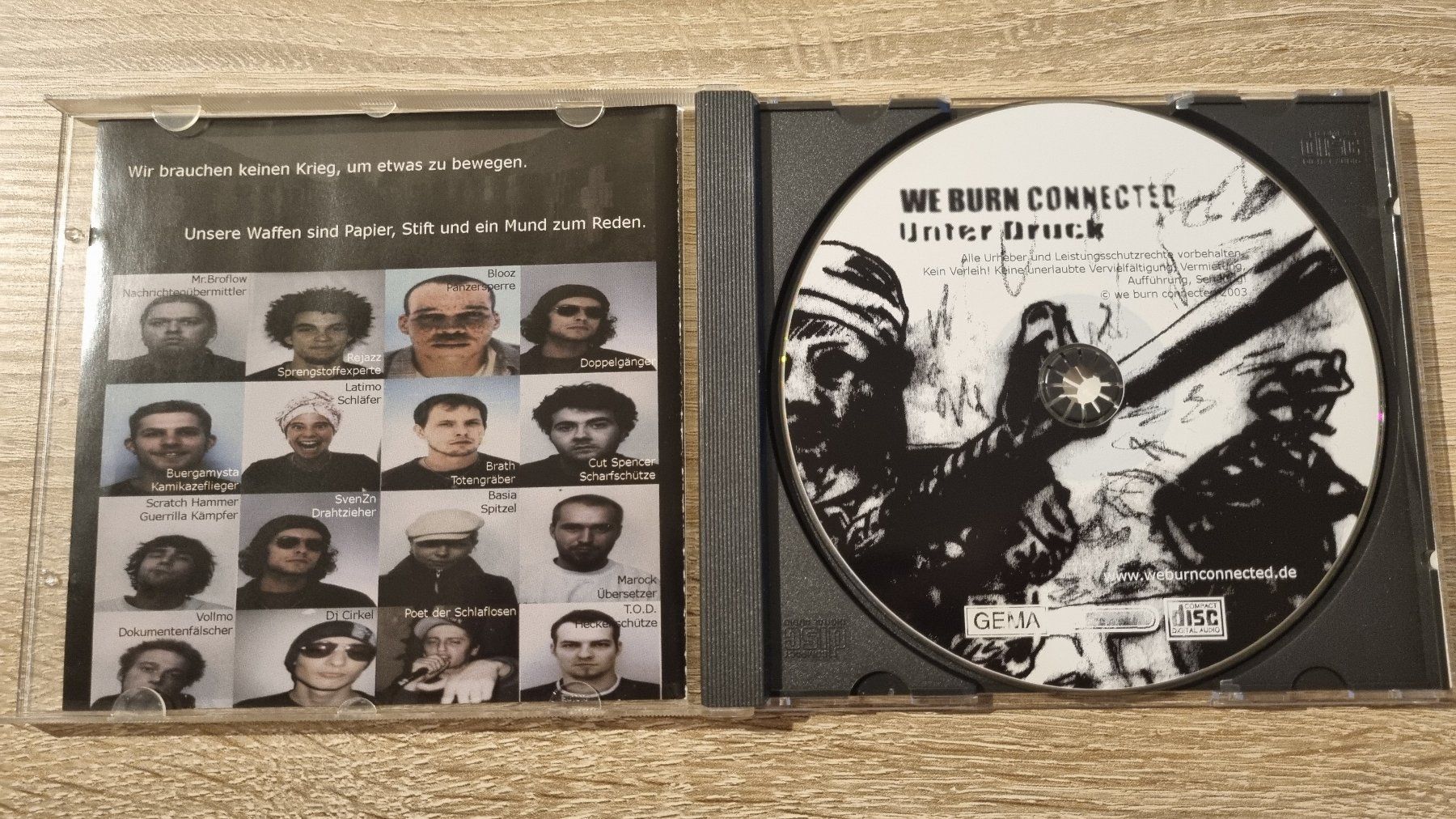 CD: We Burn Connected - Unter Druck – Usato da Hagenbuch ZH venduto da lecterr55 1