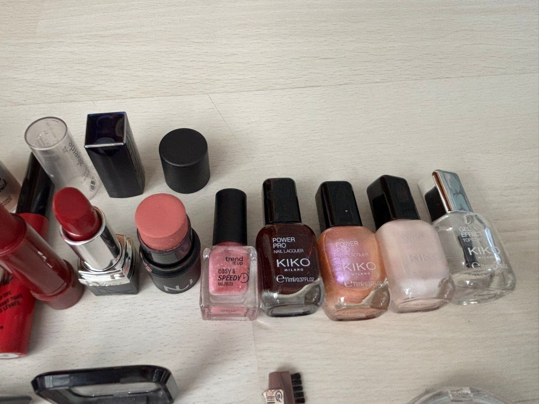 Maquillage: MAC, Kiko, Nars, Dior, Guerlain Make-Up Set – D'occasion à Jonen par Lux.K. 3