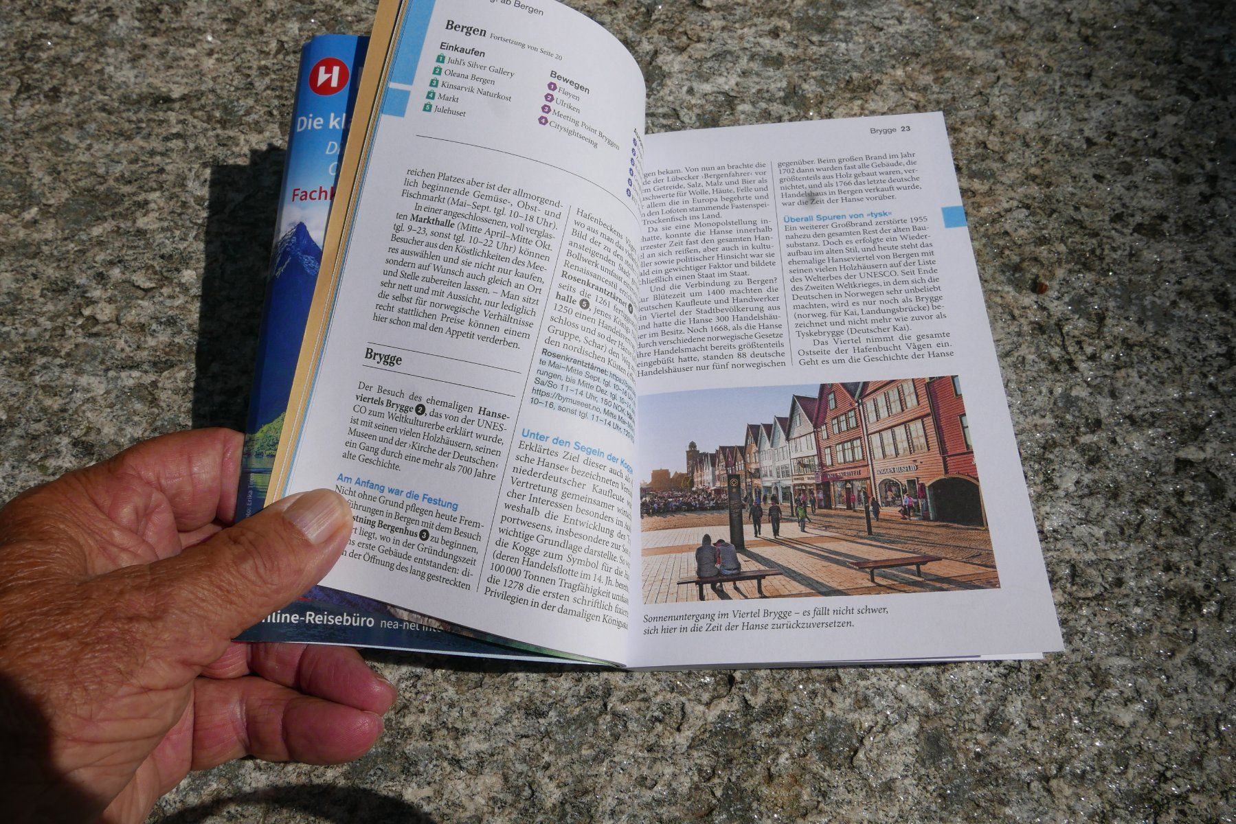 Libri: Reiseführer Hurtigruten Norwegen mit Postschiff neu – Nuovo (secondo la descrizione) da Rotkreuz venduto da nigal 4
