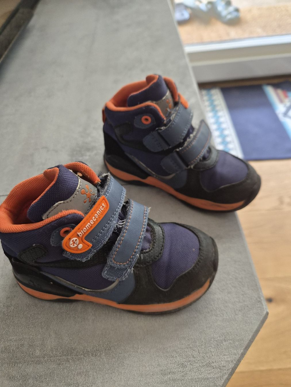 Scarpe per ragazzi: Children's Boots Biomecanics Size 26 Used Condition – Usato da Maur venduto da Sofi___