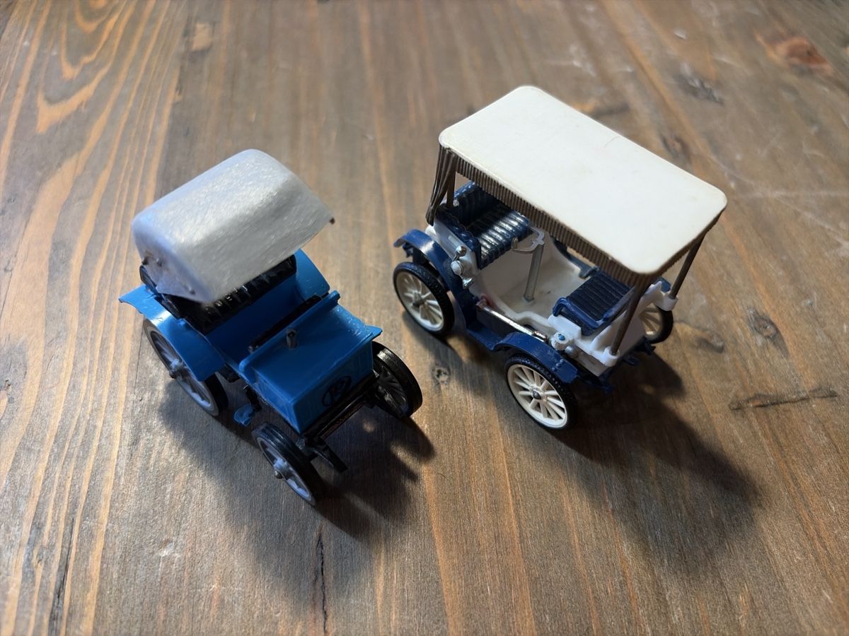 Modellini d'auto: France Minialuxe Modellautos Oldtimer Sammlung  – Usato da Wängi venduto da Tesimo 3