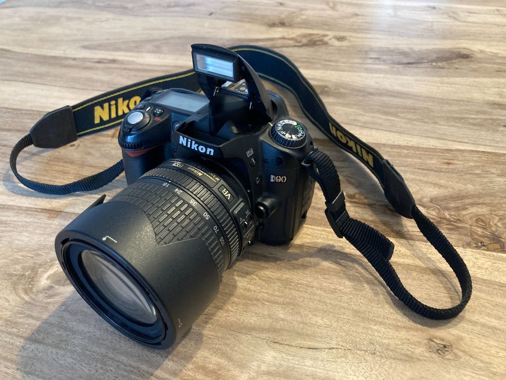 Nikon D90 DSLR inkl. SetObjektiv und Tele Kaufen auf Ricardo