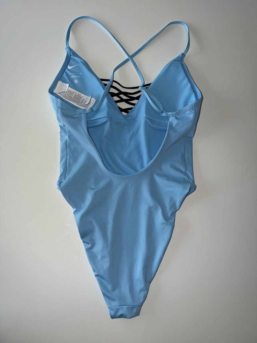 Nike Costumi da bagno & Bikini: Maillot de bain NIKE taille M NEW – Nuovo (secondo la descrizione) da Cologny venduto da PEACEANDLOVE 2