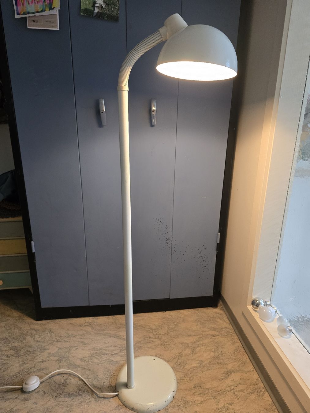 Lampen: 70er Stehlampe – Gebraucht aus Biel/Bienne von alexriveros2