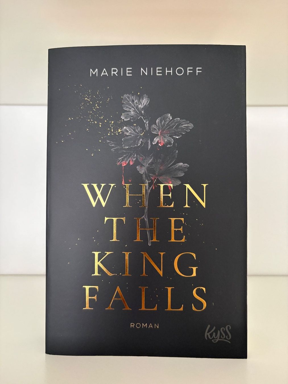 Libri: When the King falls - Marie Niehoff – Nuovo (secondo la descrizione) da Steffisburg venduto da elsa.catalina