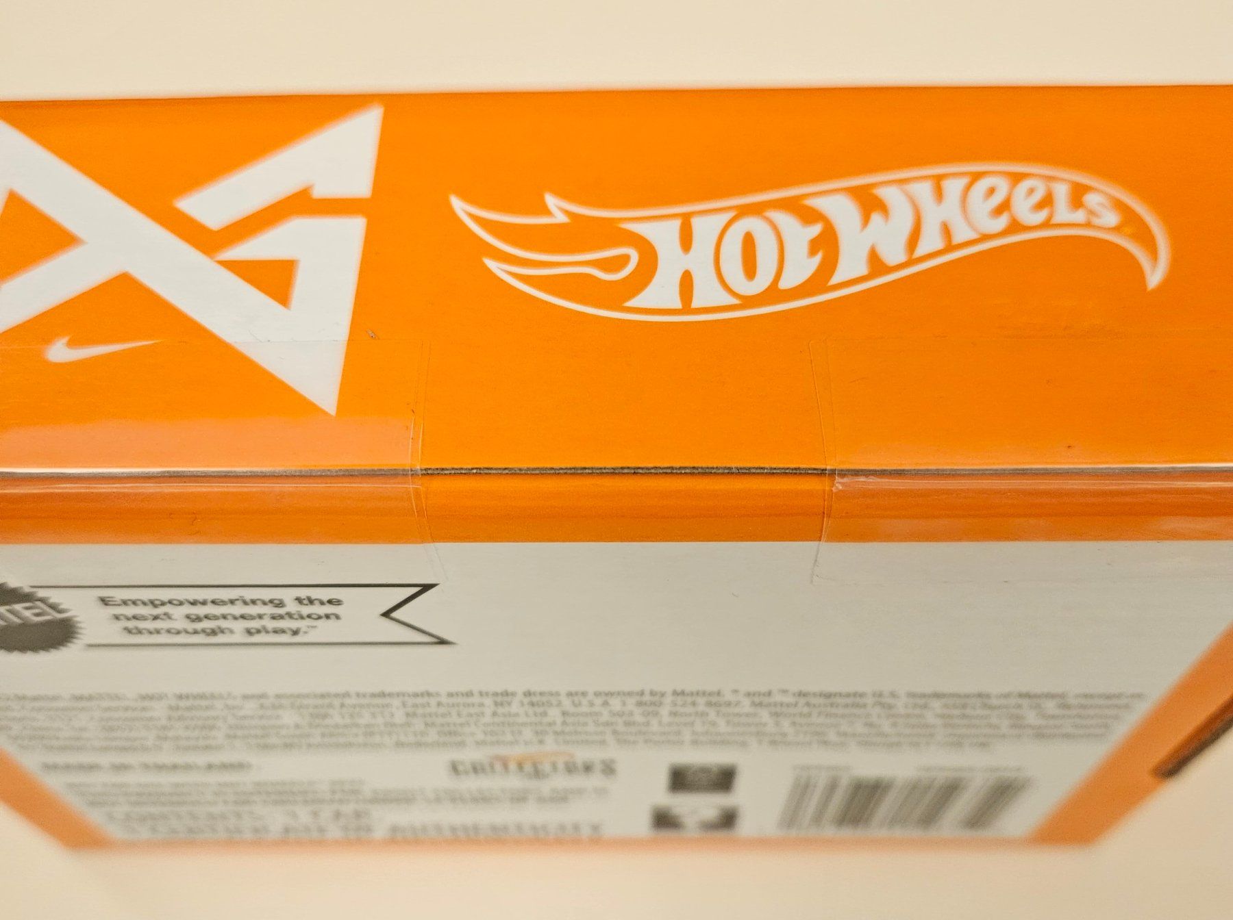 Hot Wheels Modellini d'auto: Hot Wheels Nike Paul George Circle Tracker – Nuovo e nell'imballaggio originale da Regensdorf venduto da 8Collect 5