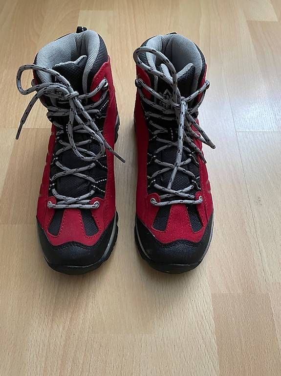 Herrenschuhe: Trekkingschuhe – Gebraucht aus Rekingen AG von MorningJewel