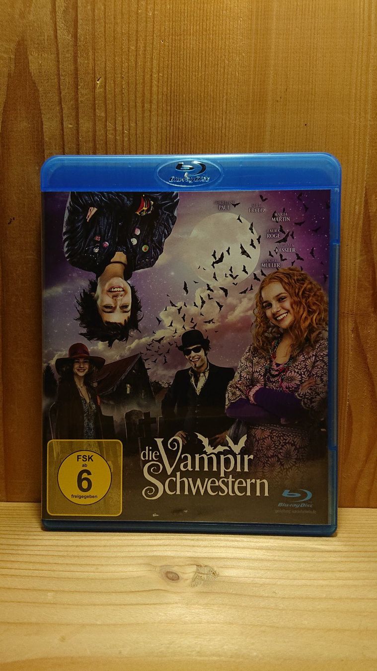 Tutti i DVDs: DIE VAMPIR SCHWESTERN Blu-Ray – Usato da Wilderswil venduto da Exebub