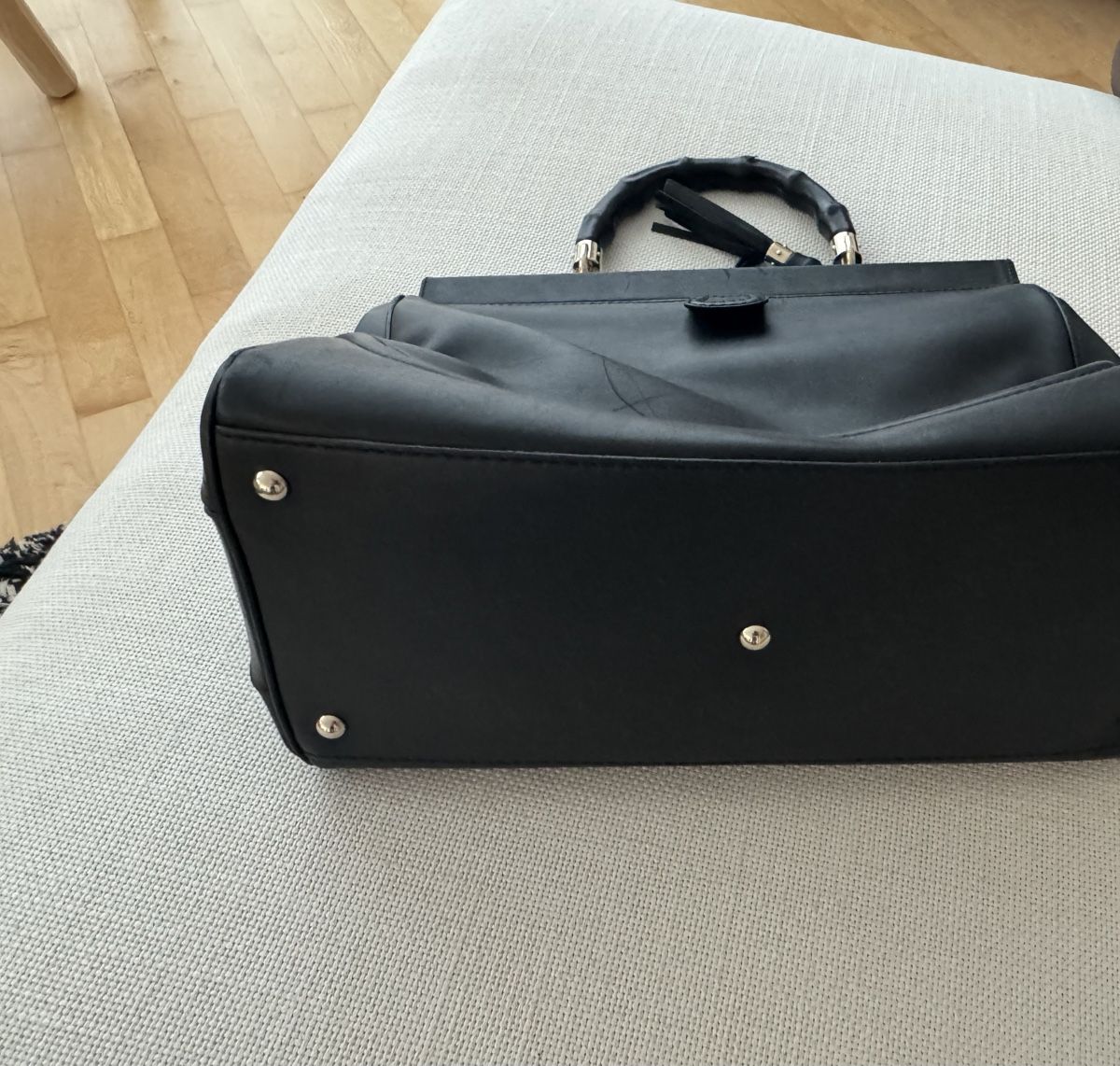 Taschen für Damen: GUCCI, Handtasche, schwarz, Kalbsleder – Gebraucht aus Oberwil BL von cocopalm1068 1