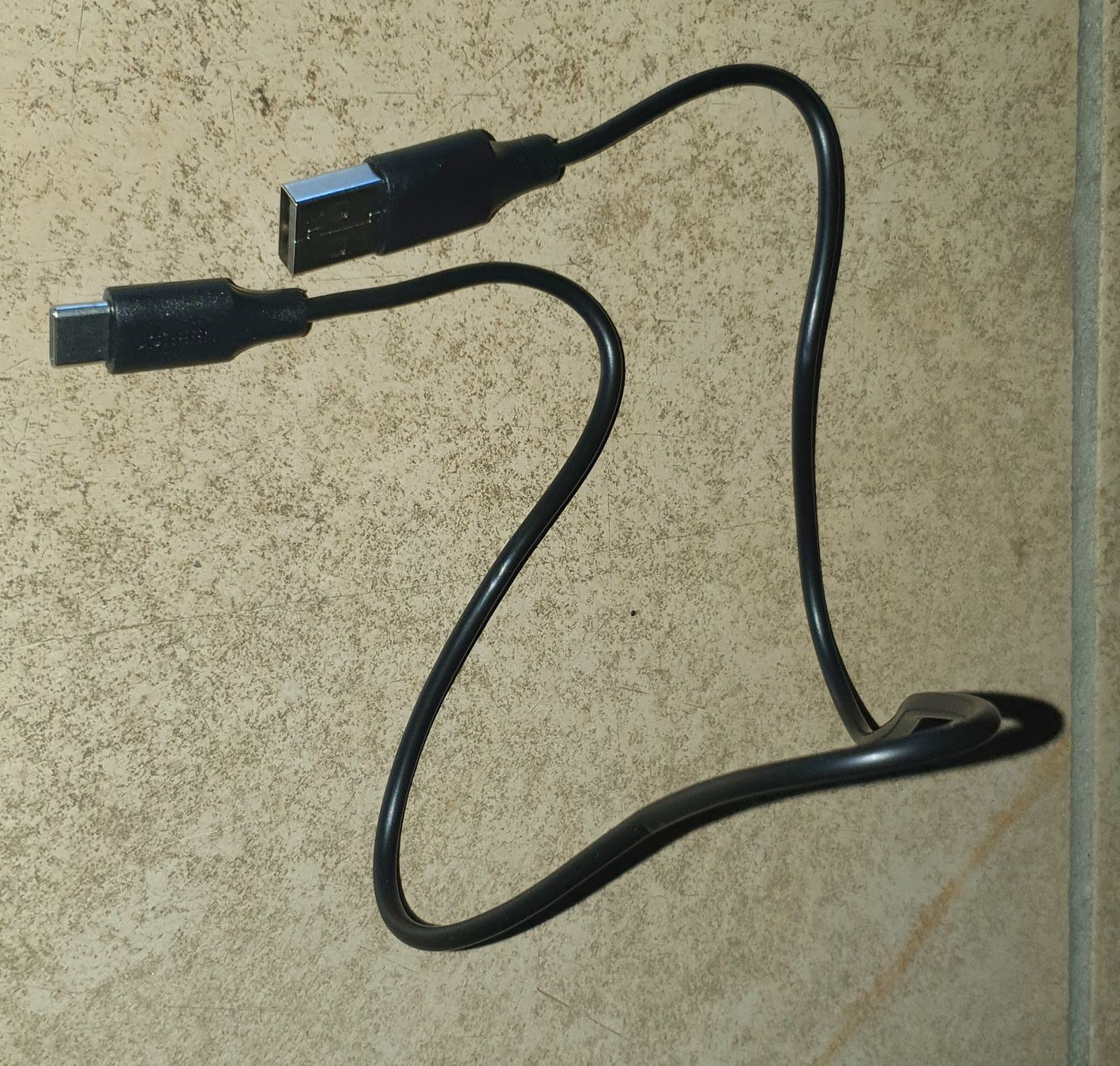 Cavi: USB-C Ladekbel auf USB A, neu, 0.5 m – Nuovo (secondo la descrizione) da Ettenhausen TG venduto da Milchbart1