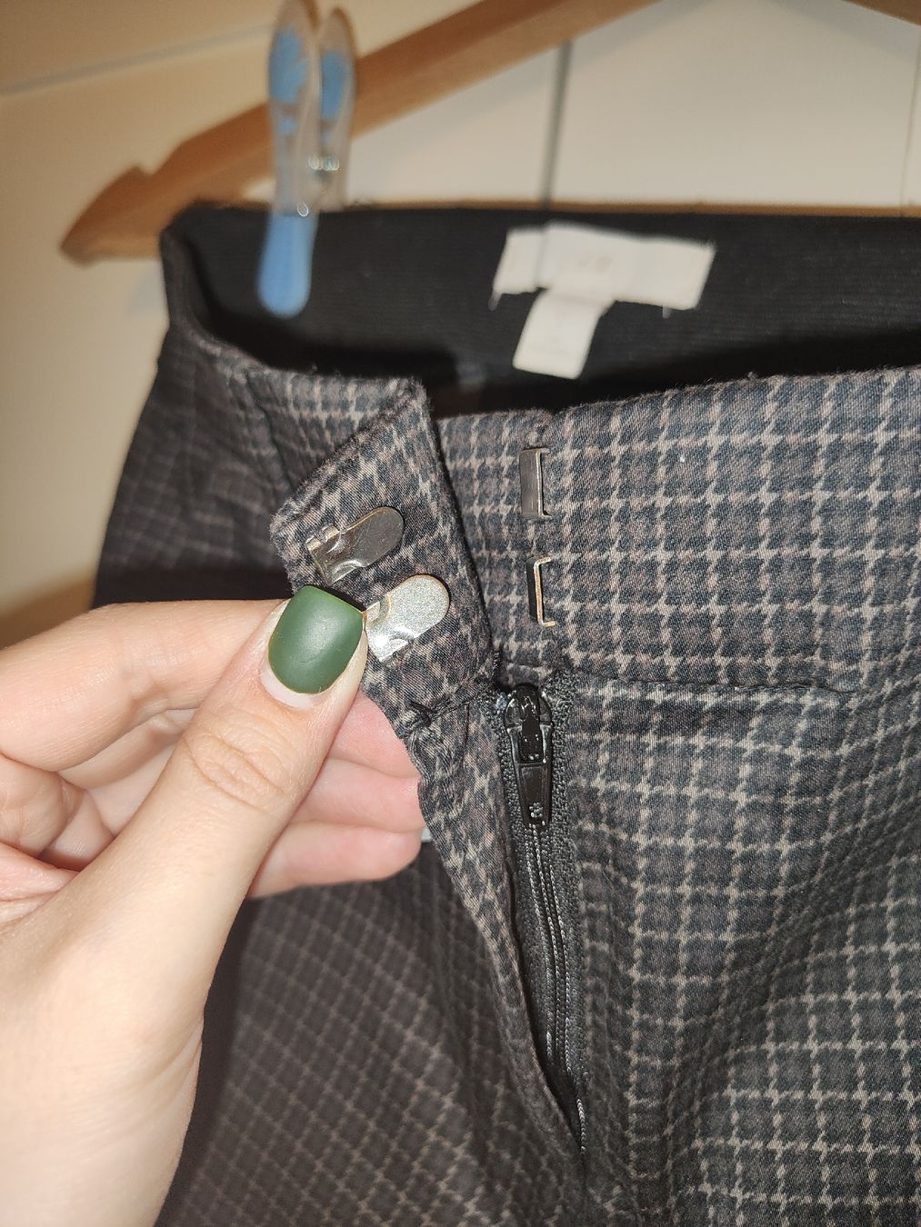 H&M Hosen: H&M Stoffhose Gr. 36 Kariert – Gebraucht aus Rheinfelden von JamieBabsi 2