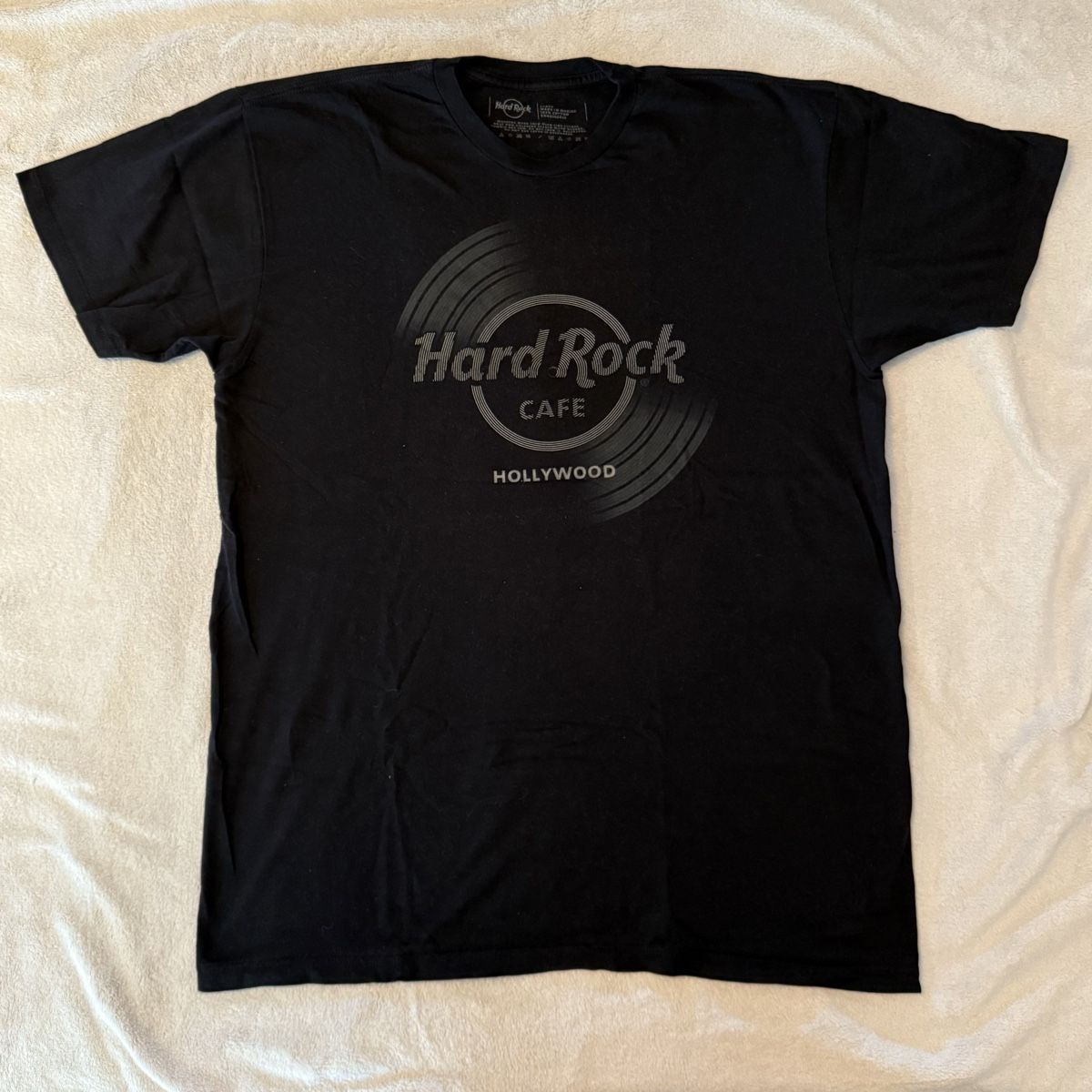 Hard Rock Cafe T-shirt: Hard Rock Shirt Hollywood – Usato da Steffisburg venduto da laura_bazinga