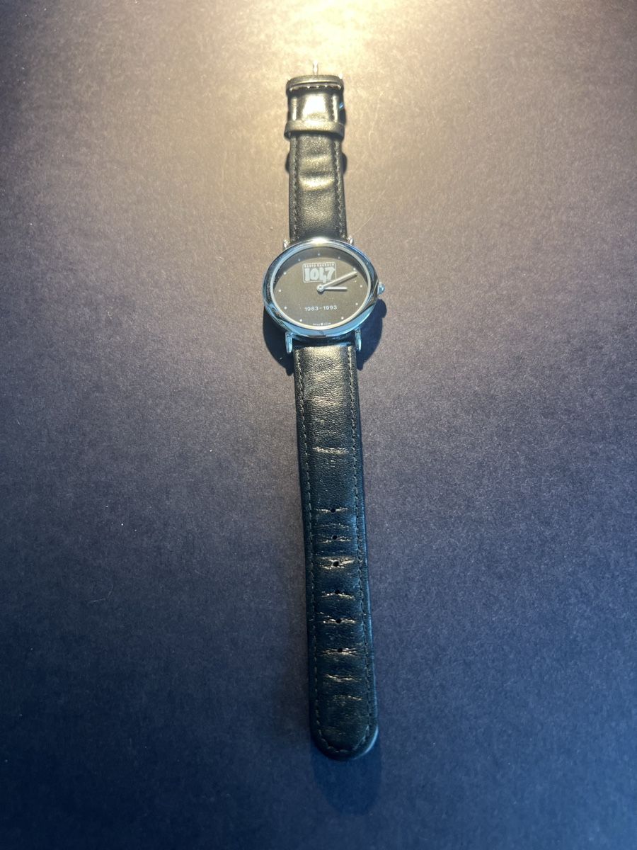 Orologi: Radio Raurach Uhr – Usato da Laufen venduto da groove60 1