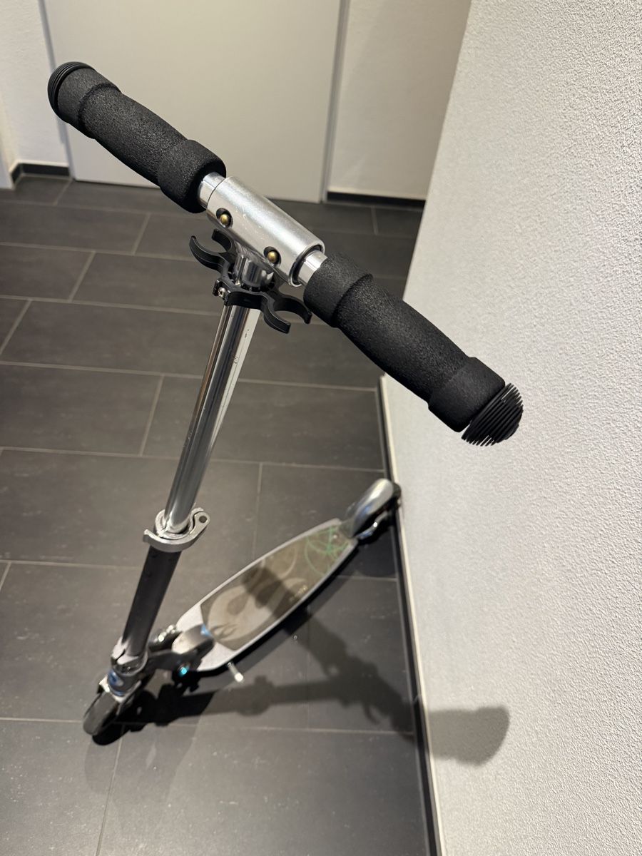 Micro Kickboard: Micro Scooter, gebraucht, aber guter Zustand – Gebraucht aus Kreuzlingen von Littelmisssunshine 1