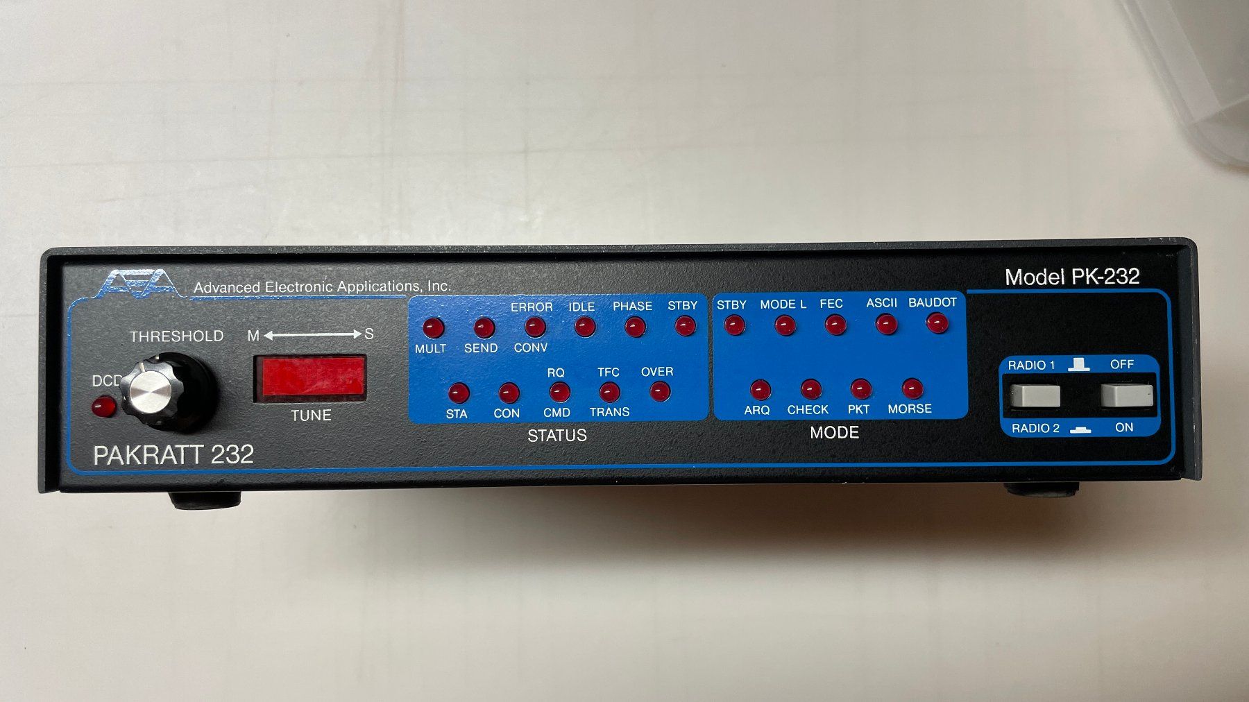 Composants électroniques: AEA PAKRATT Model PK-232 Multi-Mode Data Controller – D'occasion à Glattfelden par cybermaxx