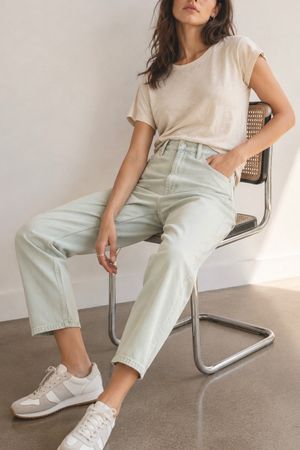 Calvin Klein Mom Jeans High Rise – W26