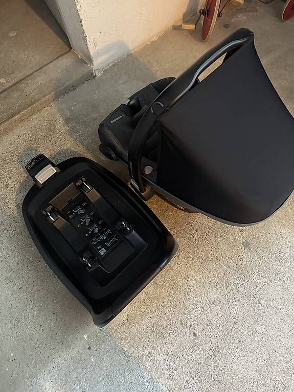 Seggiolini per auto: Maxi Cosi mit Isofix – Usato da Biel/Bienne venduto da Mia2025 2