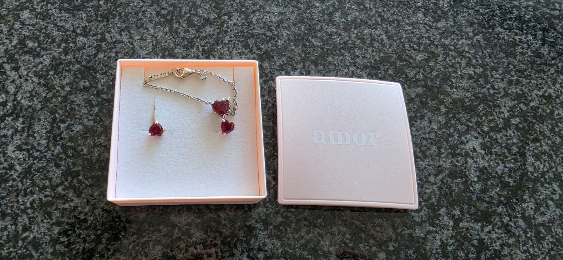 Ciondoli: Pandora und Amor Schmuck – Usato da Aarau Rohr venduto da Shad 2