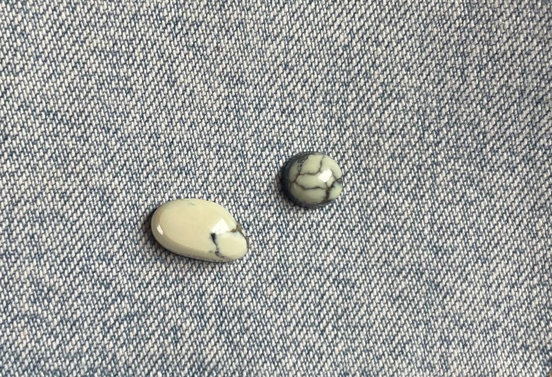 Pietre preziose: Variszite 2 x unikate Cabochons. Schmuck – Nuovo e nell'imballaggio originale da Leuggern venduto da gemshow 8