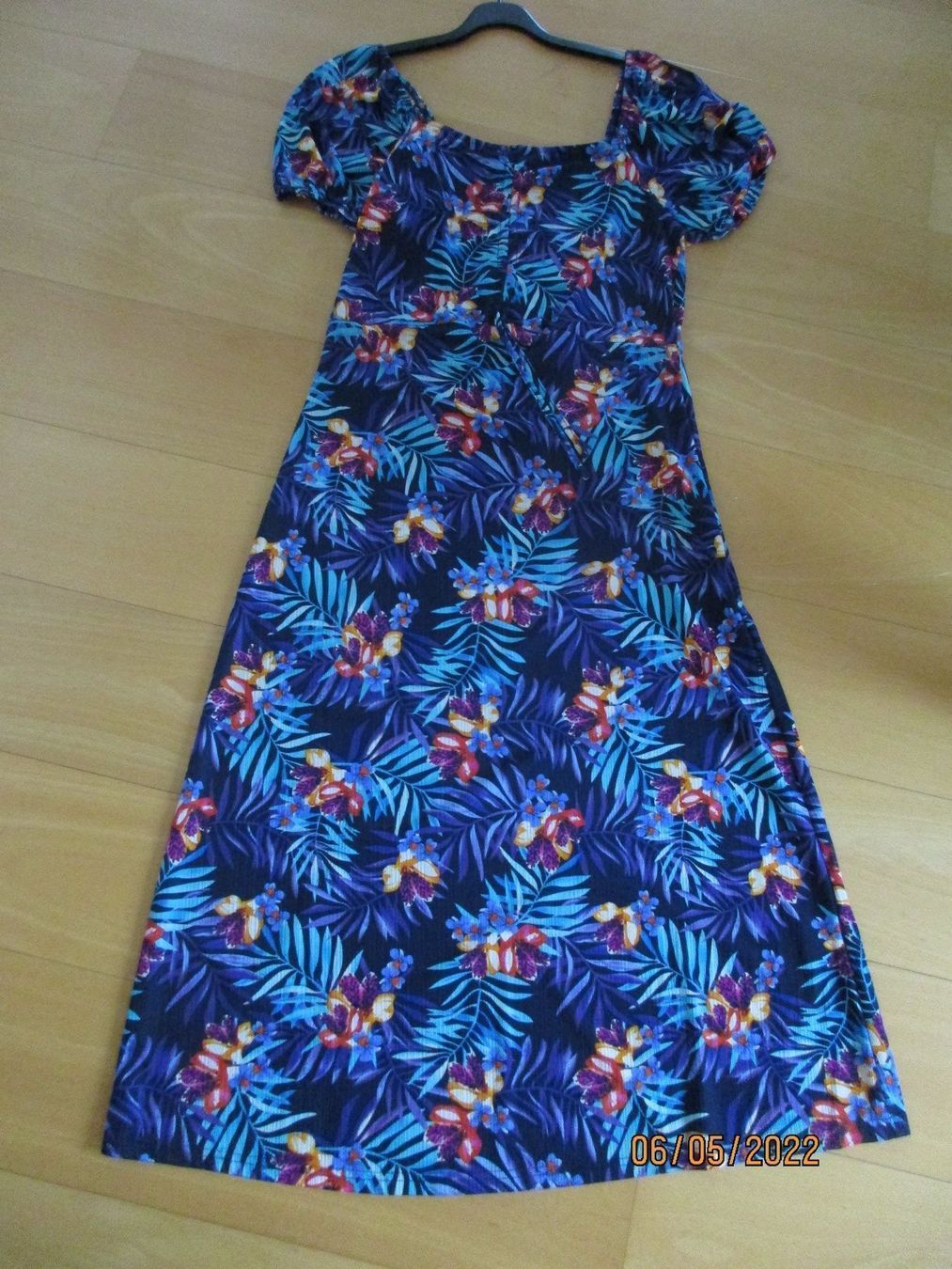 Kleider: Kleid für denn Sommer M wunderschön – Neu (gemäss Beschreibung) aus Ottenbach von Claurin