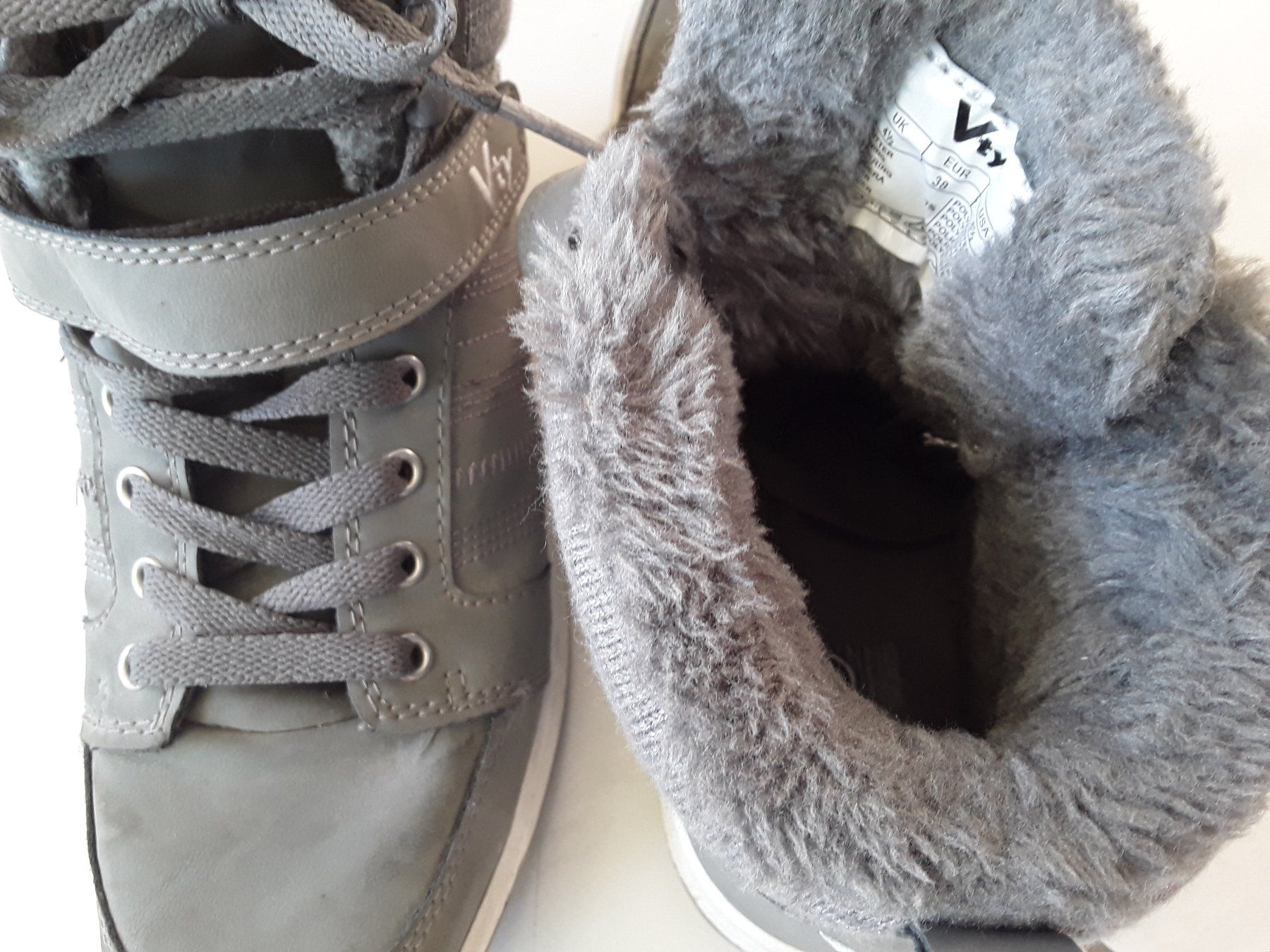 Scarpe per ragazze: Winterschuhe Gr. 38 grau Vty – Usato da Heimberg venduto da Samprof 1