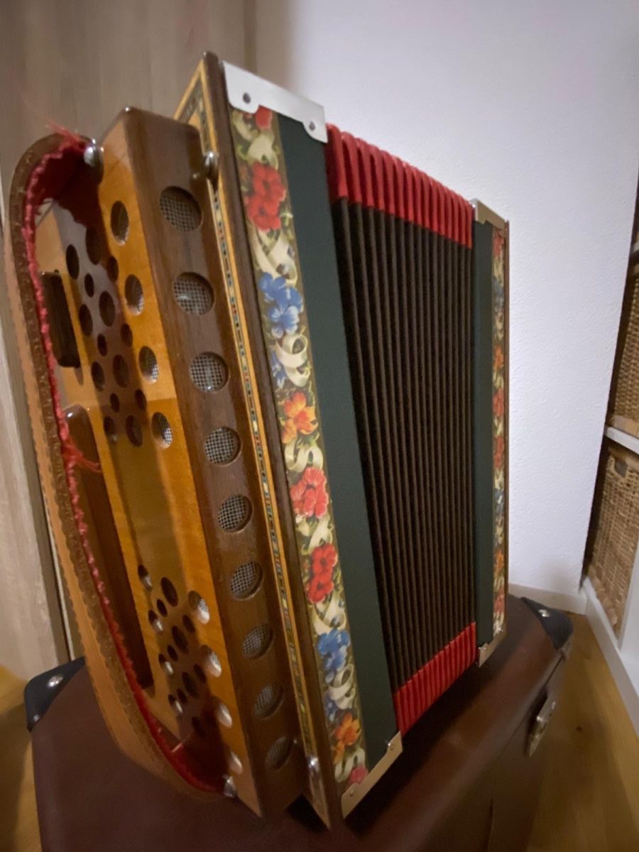 Musikinstrumente: Schwyzerörgeli – Gebraucht aus Interlaken von Juergluti11 3