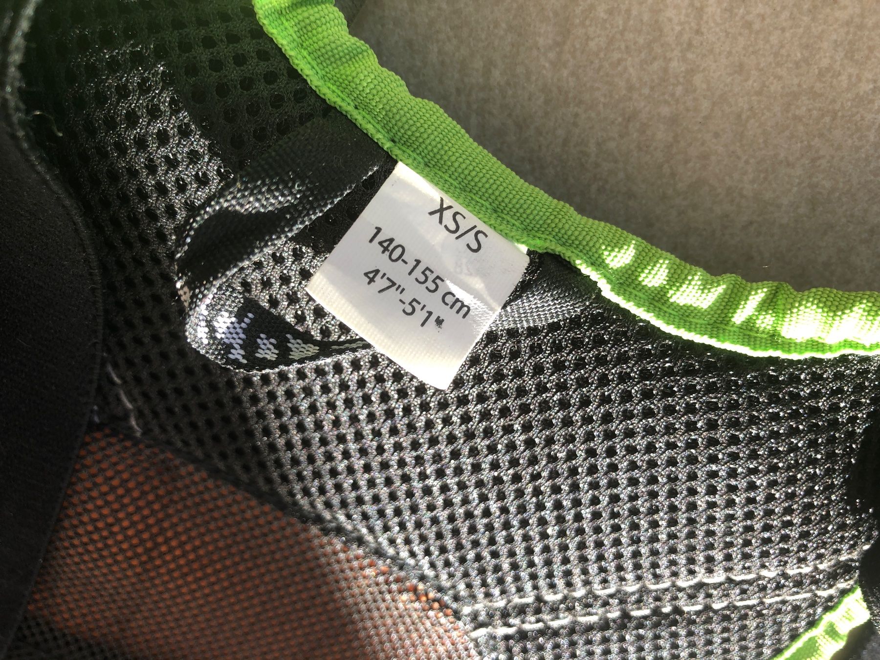 Protezioni & Imbottiture: Scott Back Protector for Children, Like New – Nuovo (secondo la descrizione) da Baltschieder venduto da Miumiu21 1
