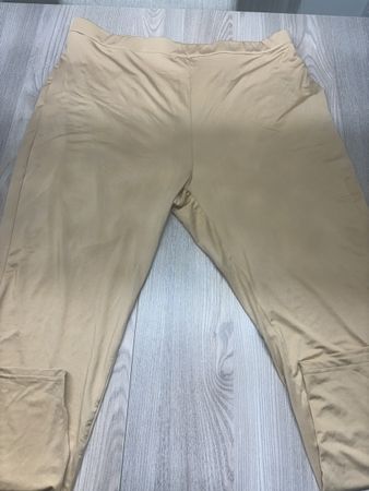 Bequeme Stoffhose Gr. 4 XL Damen Beige guter Zustand