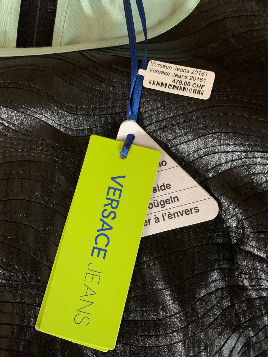 Versace Kleider: VERSACE Kleid Neu Mit Label  /Boutique Preis 479,- – Neu und originalverpackt aus Interlaken von Bona55 4