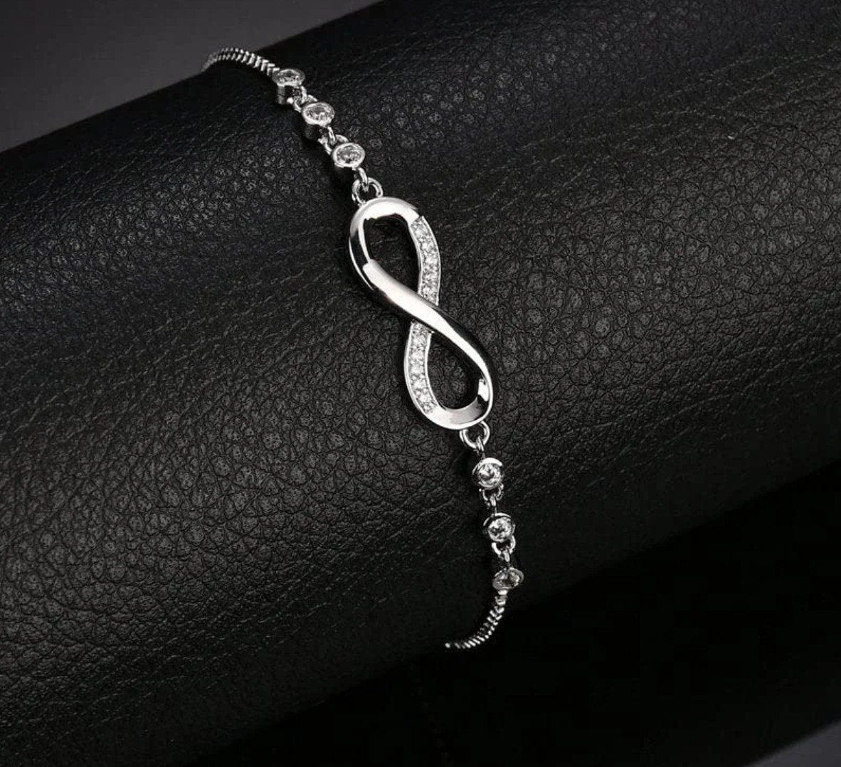 Bracciali & Braccialetti: Wundervolles Armband Silber 925, Infinity – Nuovo (secondo la descrizione) da Niederbüren venduto da Fidi5 1