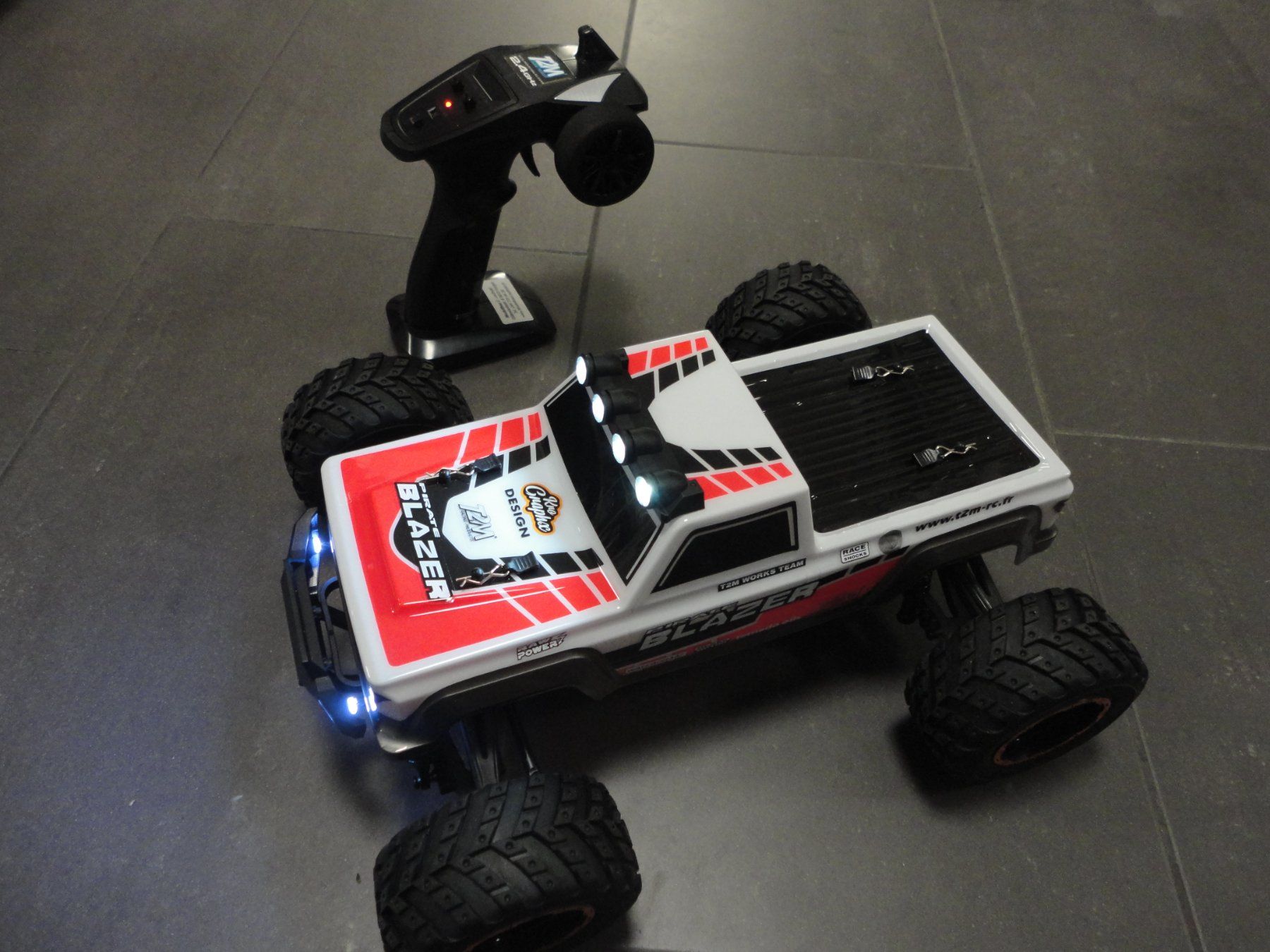 Modellismo RC: 4WD Pic Up Komplettset NEU – Nuovo e nell'imballaggio originale da Horgen venduto da RcModell 2