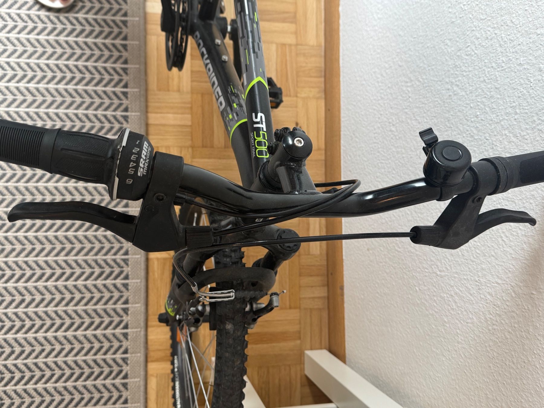 Biciclette: Vélo 6-9 ans - 20 pouces – Usato da Chatelaine venduto da lae_7h8n 1