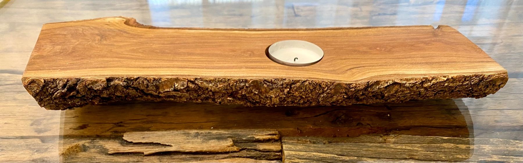 Portacandele: Rustikaler Teelichthalter aus Holz, handarbeit – Usato da Reichenburg venduto da Noxima