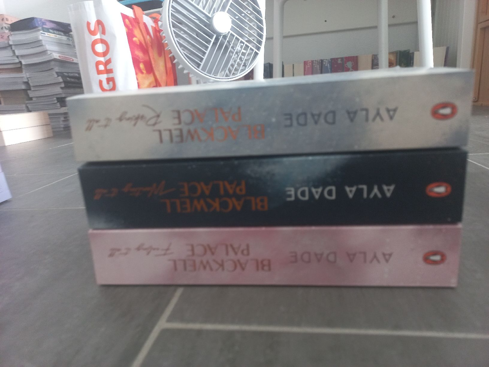Libri: Blackwell Palace Trilogie mit Farbschnitt  – Usato da Frauenfeld venduto da Melibooks 3