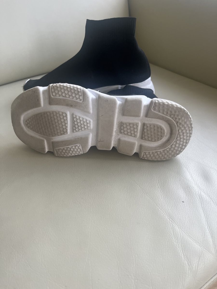 Scarpe da donna: Sneakers Schuhe 37 – Usato da Effretikon venduto da erbaeff 1