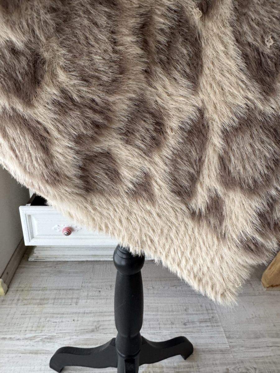 Giacche: Flauschiges Leo Print Jacket Gr L – Usato da Visp venduto da Pastis 3