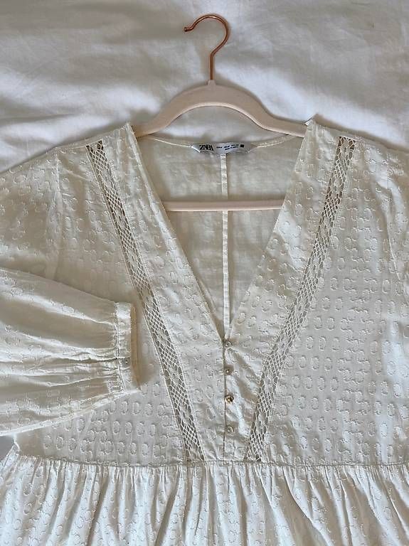 Vestiti: Zara Baumwoll-Minikleid in Ecru, Größe M – Usato da Oberwil-Lieli venduto da hbailer 1