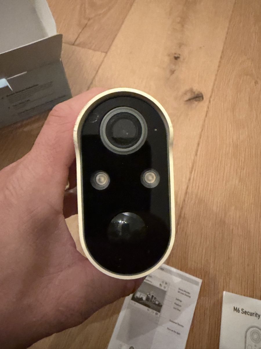 Camcorder: M6 Security Kamera weiss gebrauchter Zustand – Gebraucht aus Brislach von Exzellent88 1