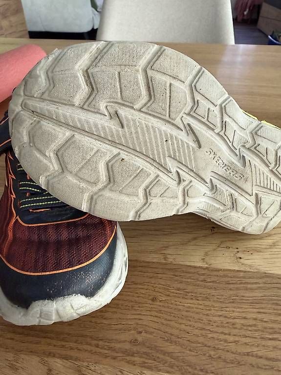 Scarpe per ragazzi: Skechers Kinder Sneaker Gr. 28 – Usato da Gwatt (Thun) venduto da Bennae 2