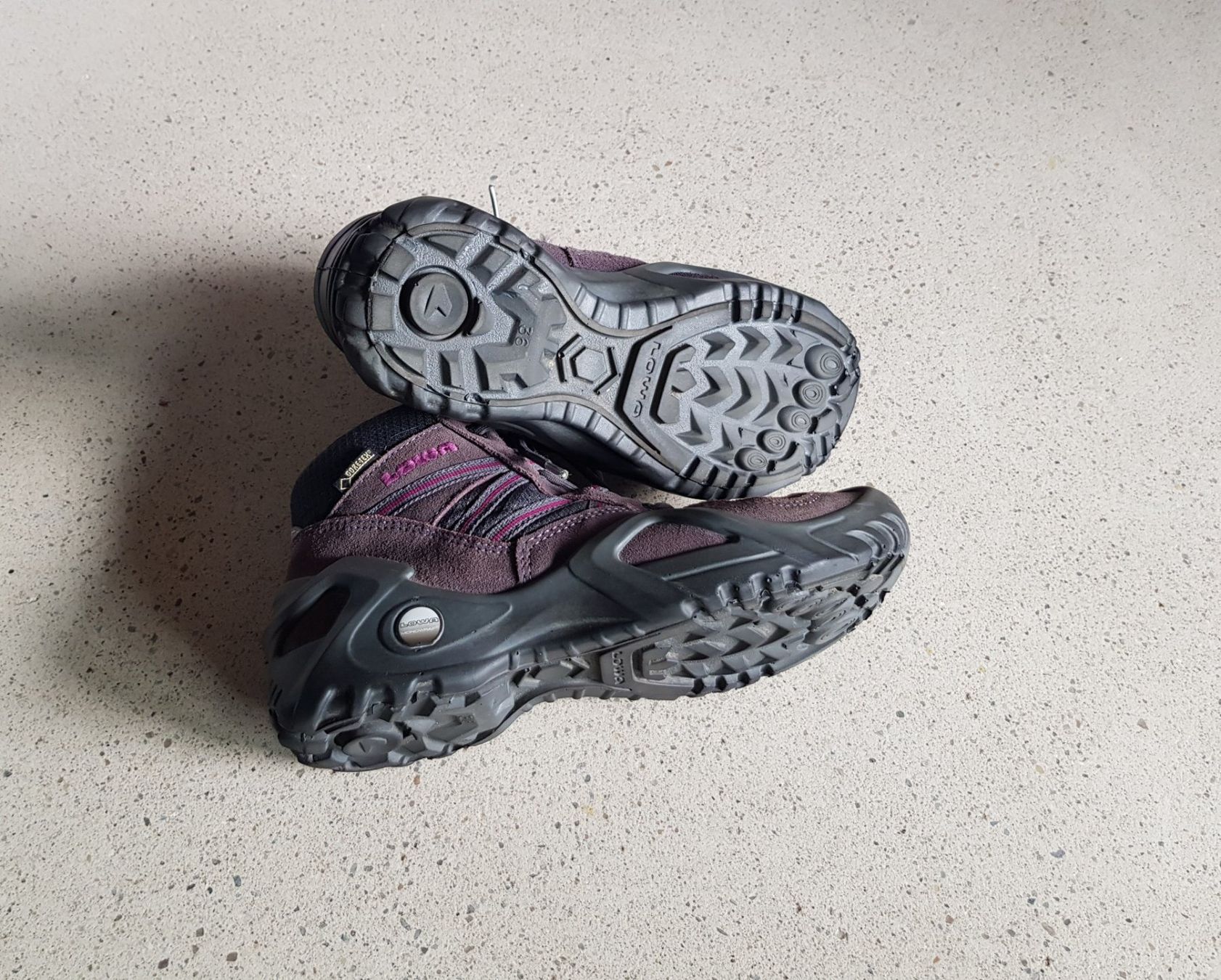 Lowa Scarpe per ragazzi: Lowa Simon GTX Wanderschuh Grösse 36 – Usato da Basel venduto da fafa68 5
