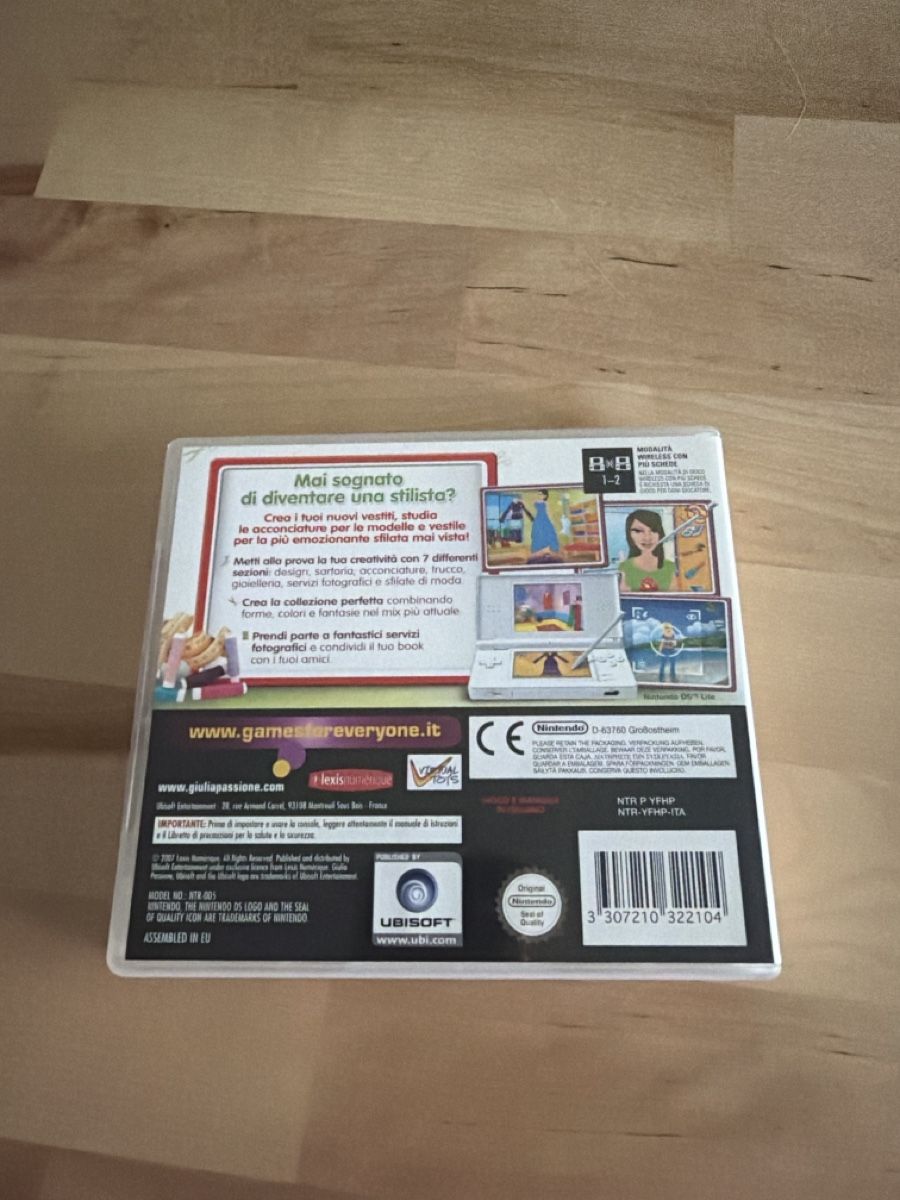Giochi: Nintendo DS Giulia Passione Stilista – Nuovo (secondo la descrizione) da Chiasso venduto da Chibichan 2