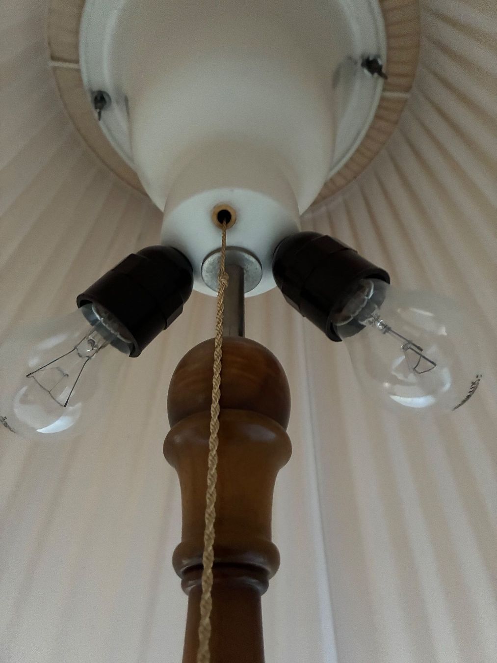 Lampade: antike Ständerlampe – Usato da Buchs SG venduto da doppelpunkt02 3